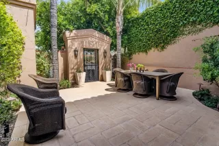 Photo #2: 6552521 Listing