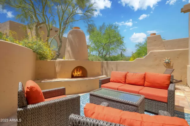 MLS: 6552853 Condo For Sale