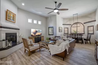 Photo #1: 6552853 Listing