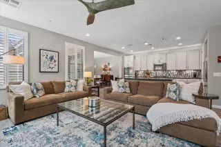 Photo #4: 6552889 Listing