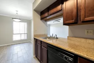 Photo #4: 6552920 Listing