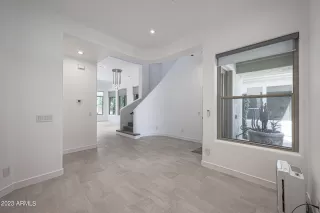 Photo #2: 6553087 Listing