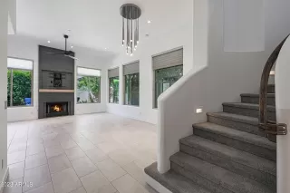 Photo #5: 6553087 Listing