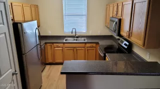 Photo #3: 6553139 Listing