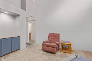 Photo #5: 6553175 Listing