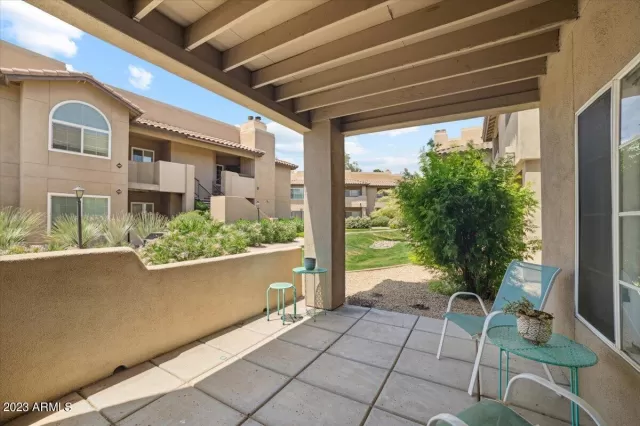 MLS: 6553183 Condo For Sale