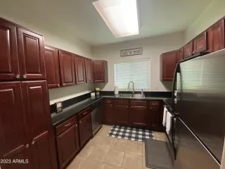 Photo #5: 6553410 Listing