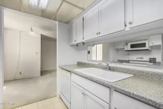 Photo #6: 6553422 Listing