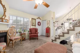 Photo #3: 6553785 Listing