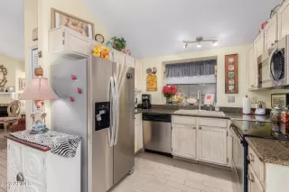Photo #6: 6553785 Listing