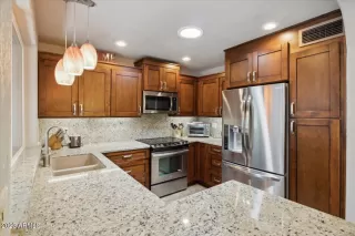 Photo #4: 6553918 Listing 