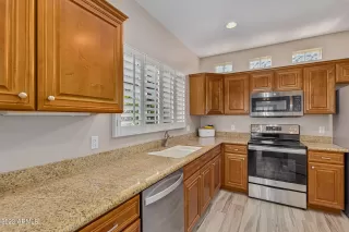 Photo #5: 6553990 Listing 