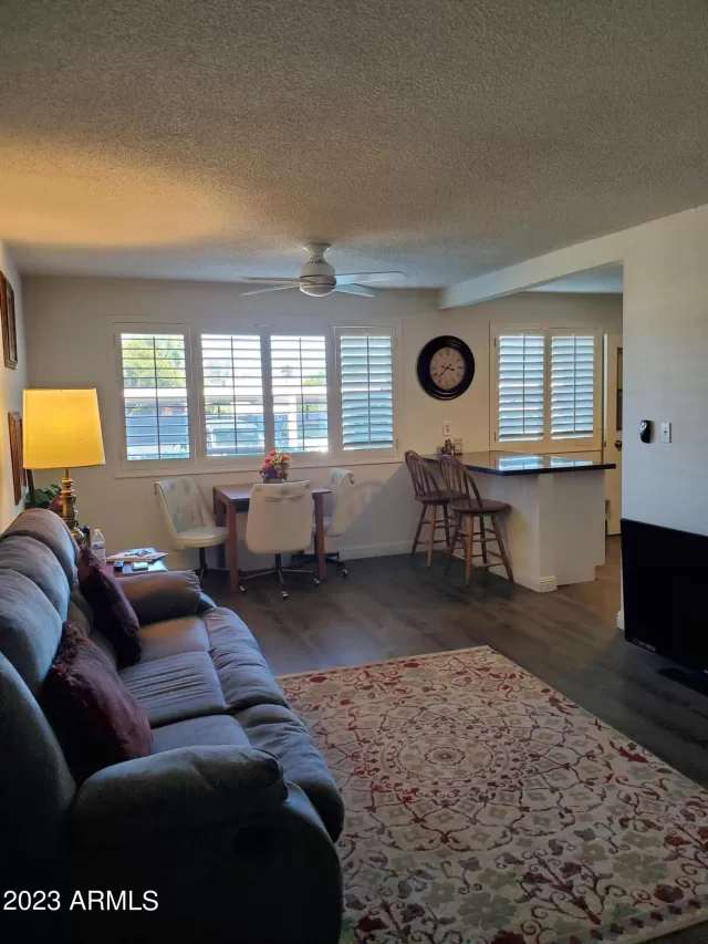 MLS: 6554258 Condo For Sale