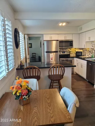 Photo #2: 6554258 Listing 