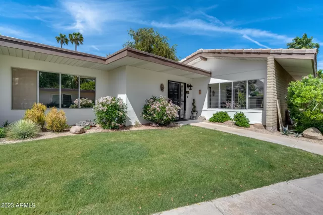 MLS: 6554295 Condo For Sale