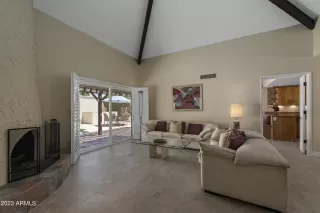 Photo #6: 6554419 Listing 