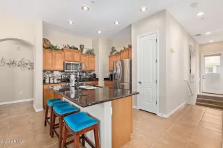 Photo #6: 6554448 Listing