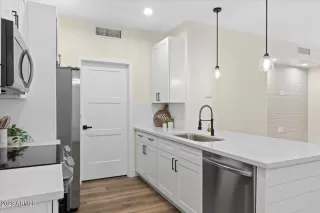 Photo #1: 6554575 Listing
