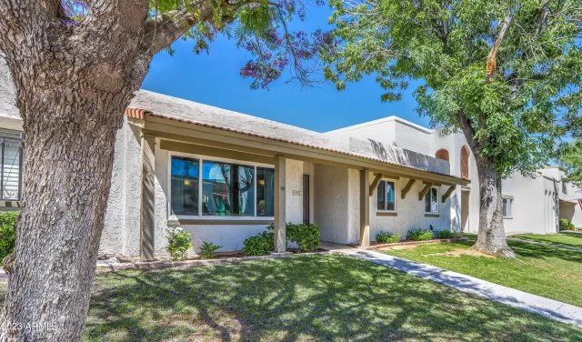 MLS: 6554686 Condo For Sale