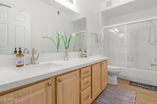 Photo #6: 6554829 Listing 