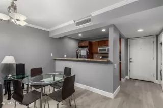 Photo #6: 6554937 Listing