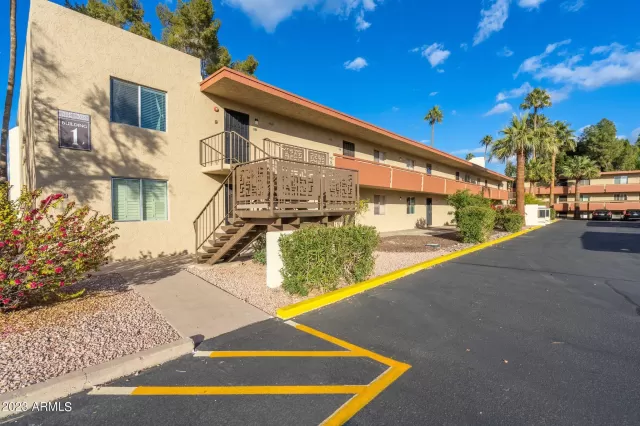 MLS: 6554959 Condo For Sale