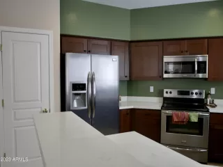 Photo #5: 6555006 Listing 