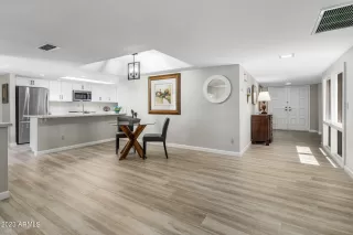 Photo #6: 6555205 Listing 