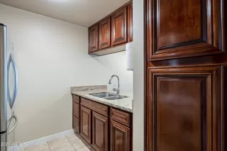 Photo #2: 6555208 Listing