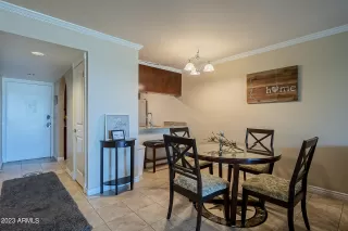 Photo #5: 6555208 Listing