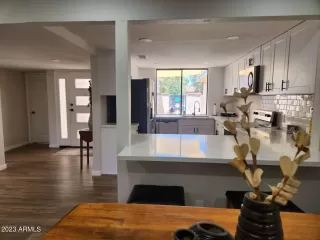 Photo #6: 6555236 Listing