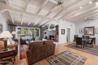 Photo #6: 6555246 Listing