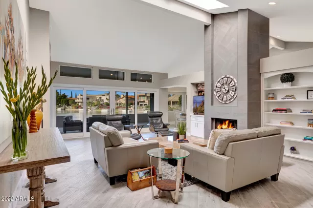 MLS: 6555247 Condo For Sale