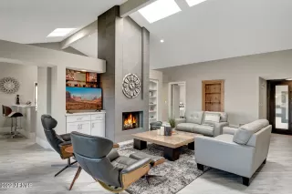 Photo #2: 6555247 Listing