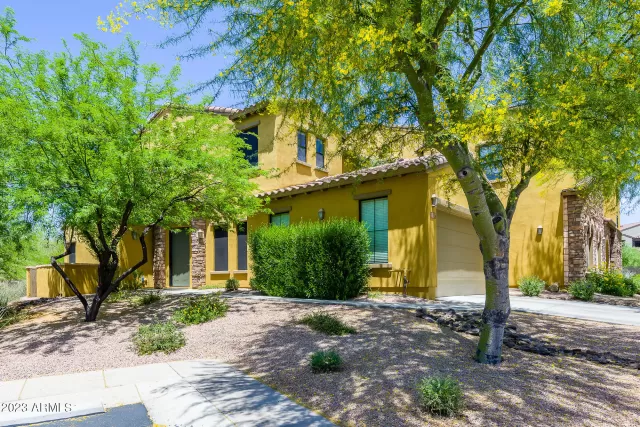 MLS: 6555360 Condo For Sale