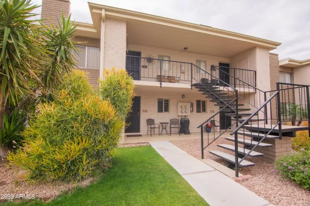 MLS: 6555472 Condo For Sale