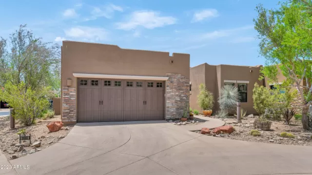 MLS: 6555486 Condo For Sale