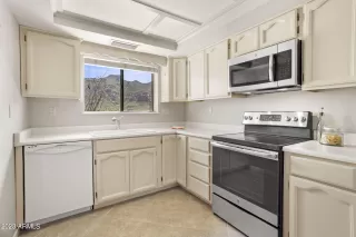 Photo #2: 6555489 Listing