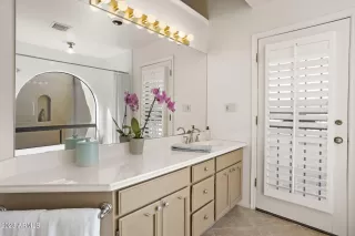 Photo #4: 6555489 Listing