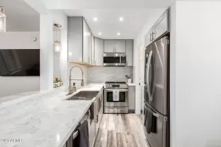 Photo #6: 6555749 Listing 