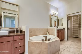 Photo #6: 6555933 Listing