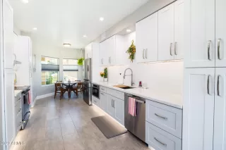 Photo #2: 6556339 Listing