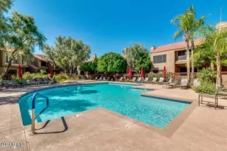 Photo #6: 6556401 Listing 