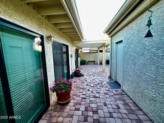 Photo #4: 6556416 Listing