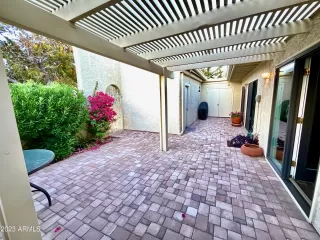 Photo #5: 6556416 Listing