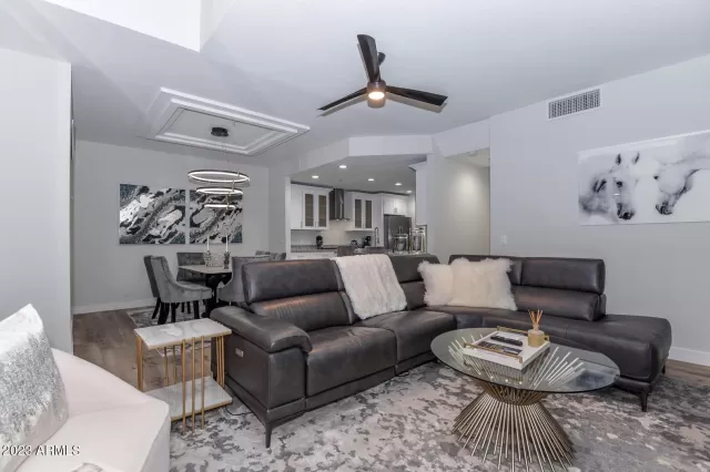MLS: 6556627 Condo For Sale