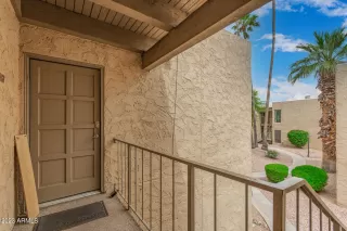 Photo #4: 6557117 Listing