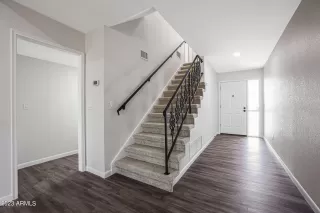 Photo #5: 6557319 Listing