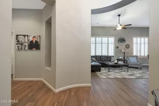 Photo #6: 6557578 Listing