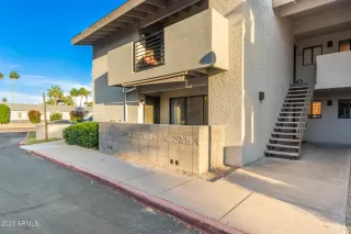 Photo #3: 6558057 Listing